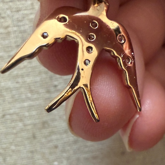 Stella & Dot Bird/Dove Gold Charm Necklace - Picture 7 of 8